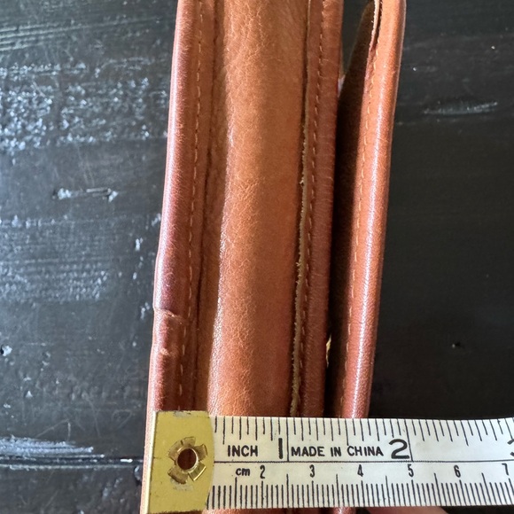 Vintage Coach Brown Leather Shoulder Bag - Picture 6 of 7